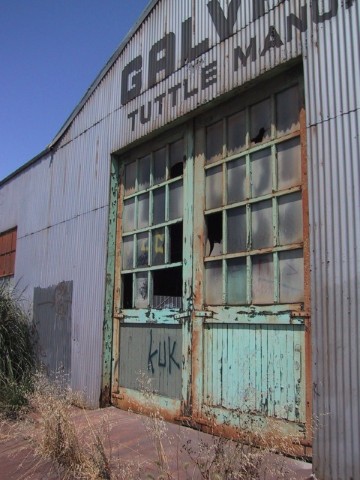 a picture called tuttle2  Small  should be here...